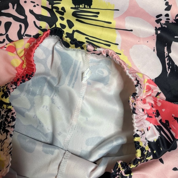 2 piece lounge short set, 100% polyester - Picture 4 of 4